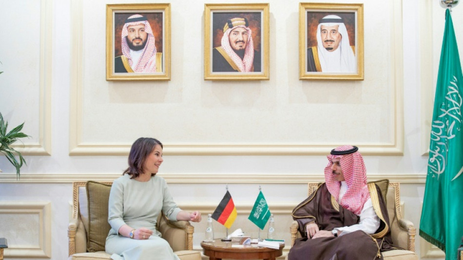 Baerbock f&uuml;hrt bei Golf-Reise Gespr&auml;che &uuml;ber Konflikt im Jemen