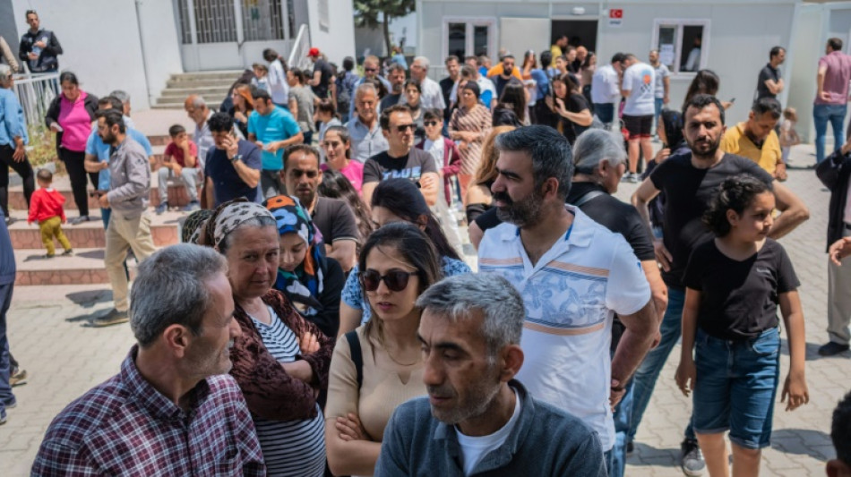 Hohe Beteiligung bei schicksalhafter Wahl in T&uuml;rkei erwartet