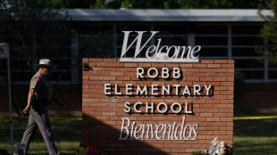 Schulmassaker mit 21 Toten ersch&uuml;ttert USA und entfacht Debatte &uuml;ber Waffenrecht
