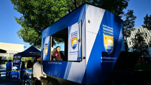 Un simulador de terremotos ayuda a los californianos a prepararse para El Grande