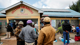 Inc&ecirc;ndio em escola do Qu&ecirc;nia mata 17 crian&ccedil;as