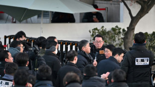 Cor&eacute;e du Sud: confrontation entre services de s&eacute;curit&eacute; pendant une tentative d'arrestation de Yoon