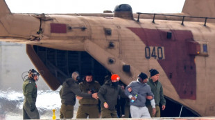 Isra&euml;l retarde la lib&eacute;ration de Palestiniens, apr&egrave;s le retour de six otages