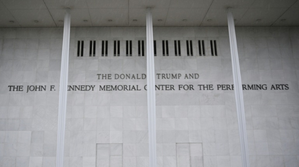 Trump renuncia ao controle do prestigioso Kennedy Center ap&oacute;s rev&eacute;s judicial