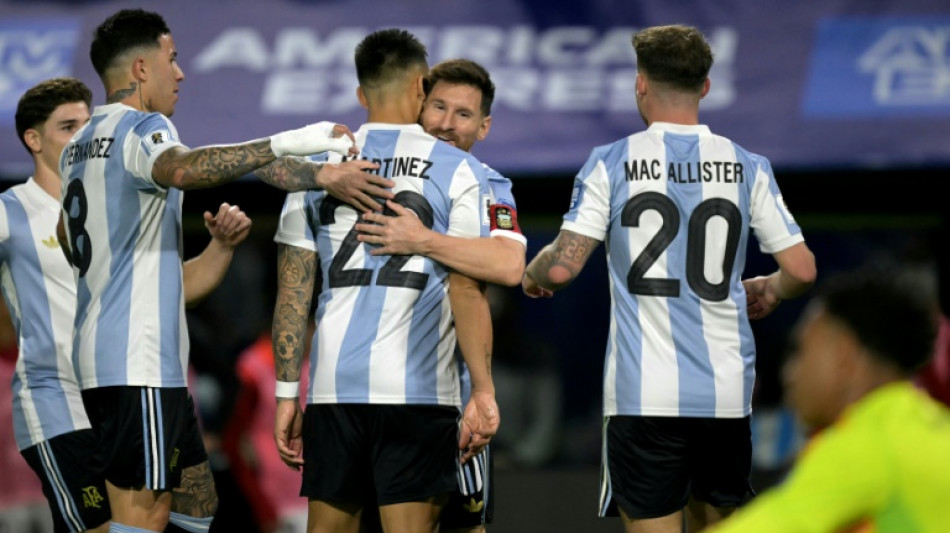 Lautaro Mart&iacute;nez faz gola&ccedil;o e mant&eacute;m Argentina na lideran&ccedil;a das Eliminat&oacute;rias