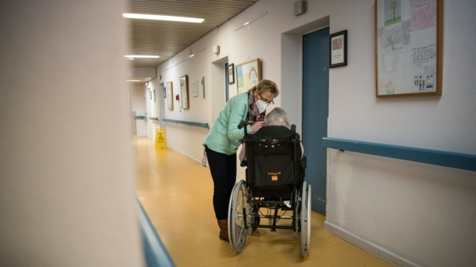 Geh&auml;lter in Altenpflege steigen dank Tariftreuegesetz deutlich