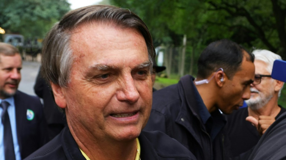 TSE retoma vota&ccedil;&atilde;o em julgamento que pode tornar Bolsonaro ineleg&iacute;vel