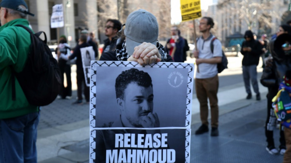 Pris&atilde;o de l&iacute;der estudantil pr&oacute;-Palestina em NY causa indigna&ccedil;&atilde;o mundial