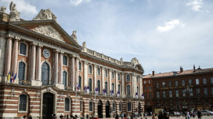 Frankreichs Nationalversammlung will EU-Fahnen an Rath&auml;usern verpflichtend machen