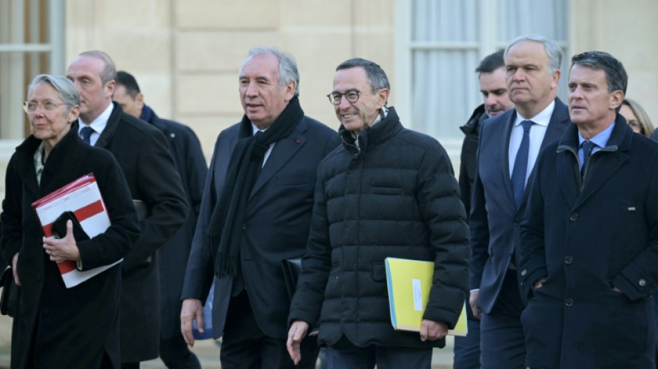 Premier Conseil des ministres du gouvernement Bayrou, sous le signe de "l'urgence budg&eacute;taire"