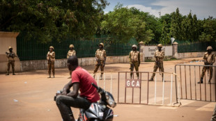 Crise entre la junte et l'arm&eacute;e, le Burkina dans l'incertitude