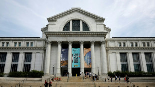 Trump ordena eliminar la "ideología inapropiada" de los museos Smithsonian