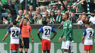 "Einfach schei&szlig;e": Rot-Flut nervt HSV nach Derby-Pleite