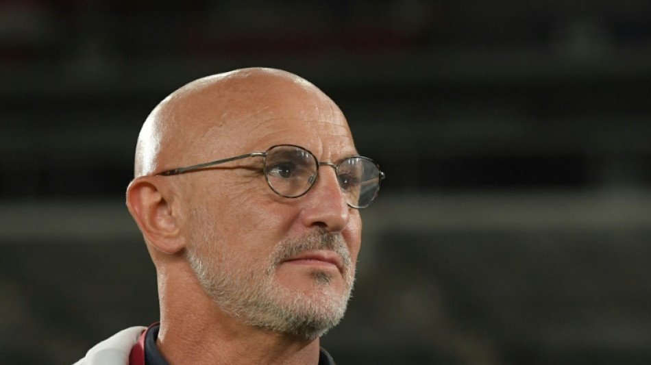 Luis Enrique deja de ser seleccionador espa&ntilde;ol y De la Fuente le sustituye