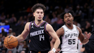 NBA: Wembanyama se rate à Phoenix, première défaite des Spurs