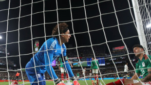 M&eacute;xico convoca Fidalgo e veterano Ochoa para amistosos contra Portugal e B&eacute;lgica