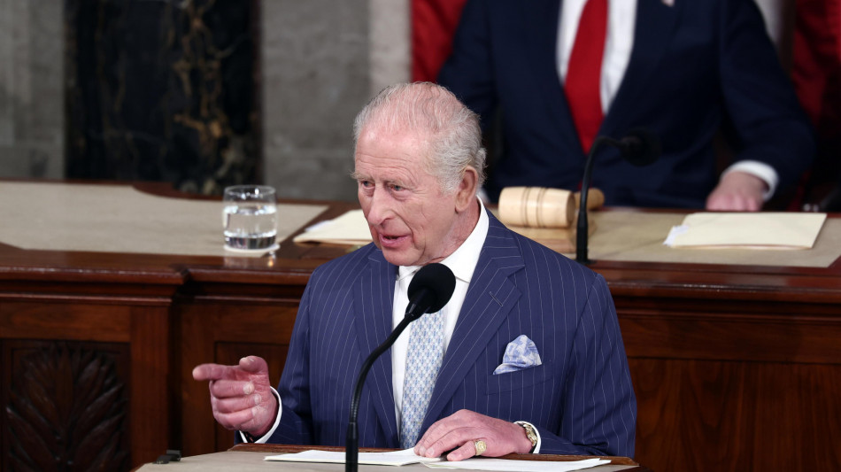 Re Carlo, 'serve risolutezza incrollabile per aiutare l'Ucraina'