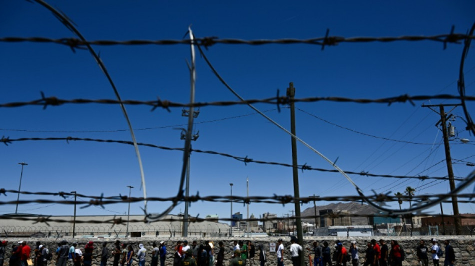 Les Etats-Unis d&eacute;ploient 24.000 agents &agrave; leur fronti&egrave;re sud face &agrave; l'afflux de migrants