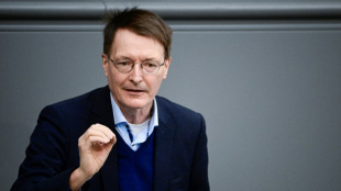 Lauterbach warnt ohne Impfpflicht vor neuen Corona-Beschr&auml;nkungen im Herbst