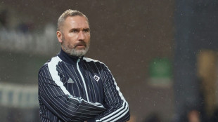 HSV verpasst Tabellenf&uuml;hrung - Hansa 1:1 bei Gl&ouml;ckner-Deb&uuml;t