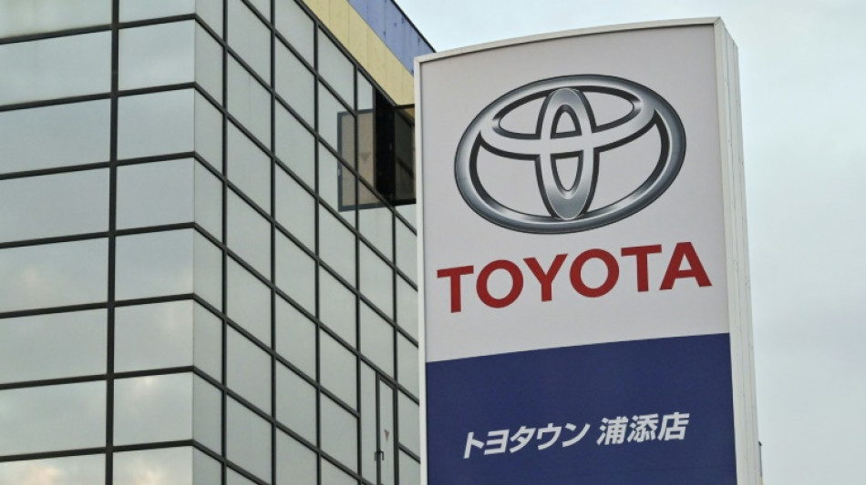 Toyota: nouvel envol des b&eacute;n&eacute;fices, pr&eacute;visions annuelles relev&eacute;es