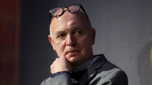 Neuendorf kritisiert FIFA f&uuml;r Umgang mit Spielf&uuml;hrer-Binden