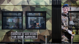 Strack-Zimmermann fordert Einigung beim Wehrdienst und lehnt Losverfahren ab