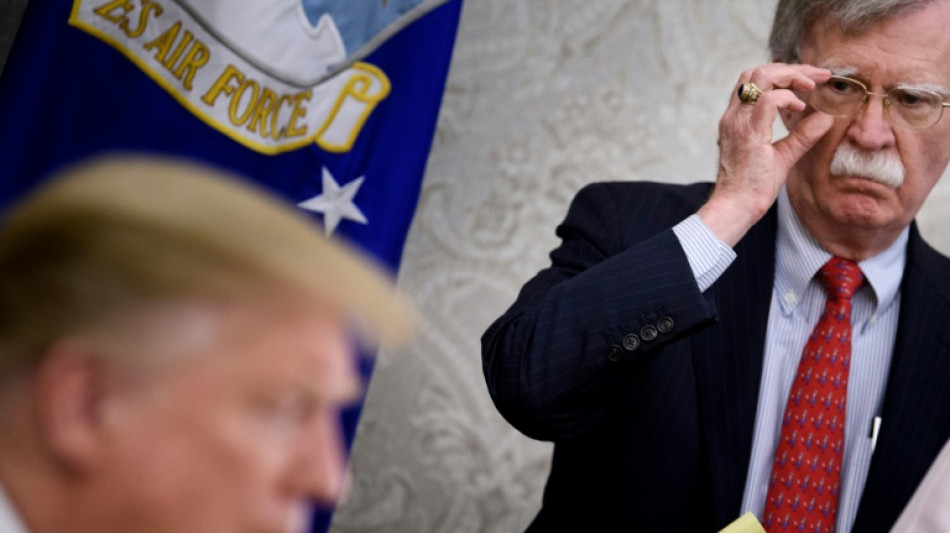 Ex-assessor de Trump se declara n&atilde;o culpado de divulgar informa&ccedil;&otilde;es confidenciais