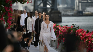 Semana de Moda de Nova York: da leveza de Michael Kors &agrave;s emo&ccedil;&otilde;es de Altuzarra