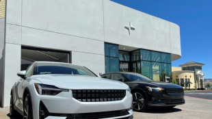 Un regulador de California acusa a Tesla de enga&ntilde;ar a los consumidores