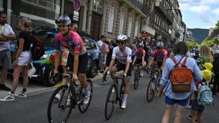 Tour de France: alerte sur la maigreur des coureuses et leur santé 