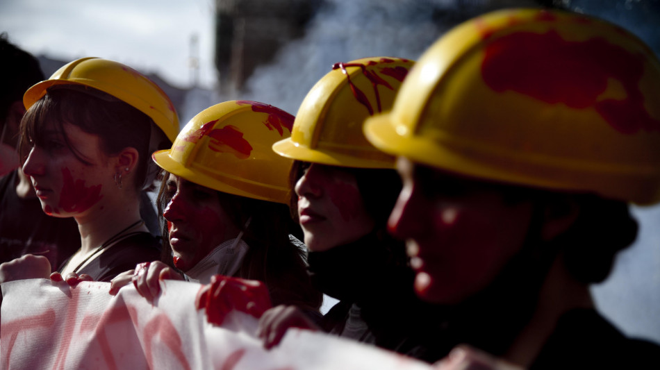 ++ Stop scuola-lavoro in attivit&agrave; ad alto rischio per alunni ++