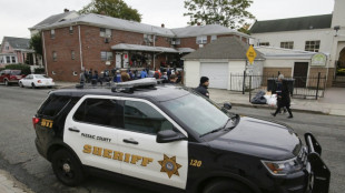 Detienen en EEUU a una pareja que oblig&oacute; a una joven a vivir en una jaula para perros