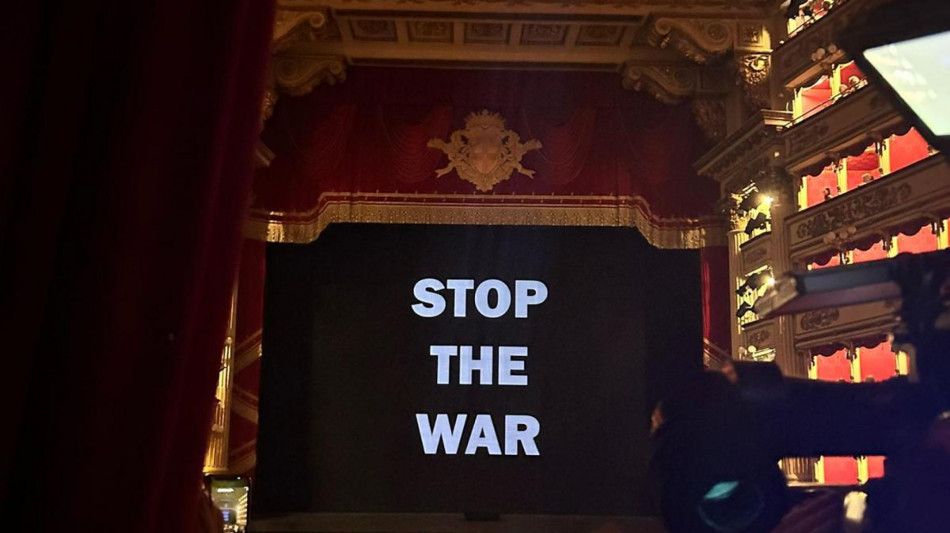 Scala: applausi per 'Siegfried', disapprovazioni per la regia