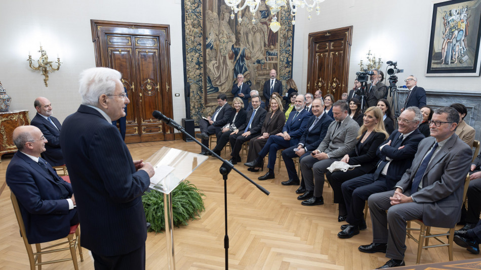 L'augurio di Mattarella al Tg2, media non spettacolarizzino le tragedie