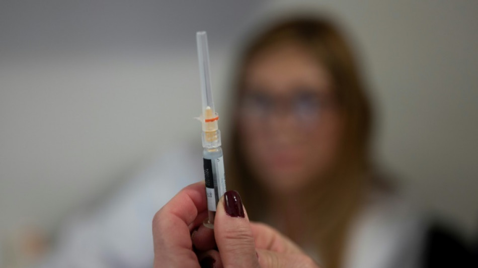 Papillomavirus: coup d'envoi de la vaccination de coll&eacute;giens dans certaines r&eacute;gions