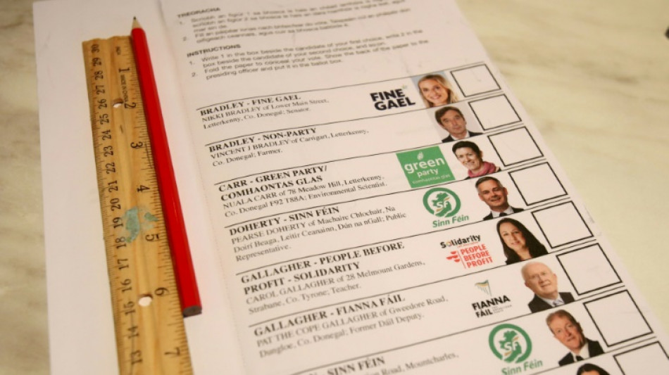 L&eacute;gislatives en Irlande: le d&eacute;compte des voix commence, les centristes en bonne position