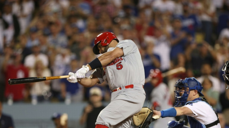 Cardinals slugger Pujols joins baseball's elite 700-homer club
