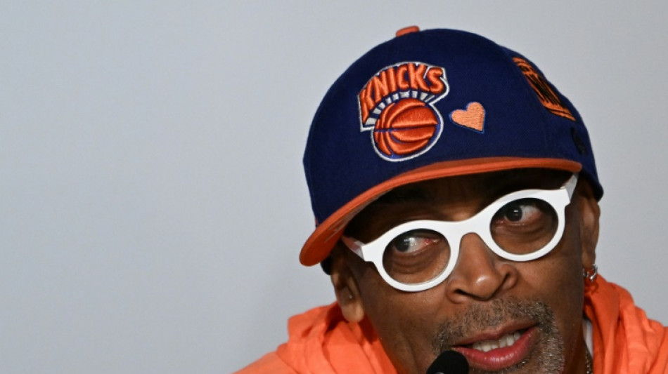 Em Cannes, diretor Spike Lee diz sentir saudades dos cantores engajados
