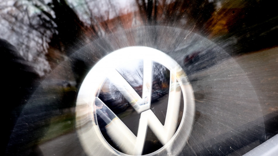 IG Metall, alla VW stop da luned&igrave;, battaglia pi&ugrave; dura mai vista