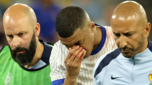 Euro 2024: Mbapp&eacute; ha lasciato lo stadio in ambulanza