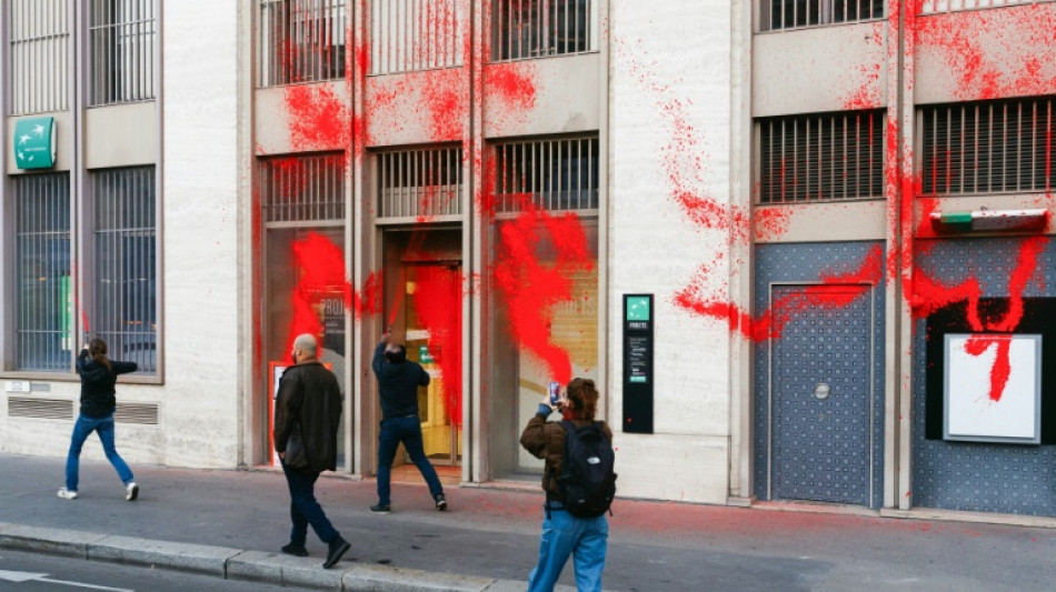 Des agences BNP Paribas prises pour cible par des militants en raison de son "lien" avec Isra&euml;l