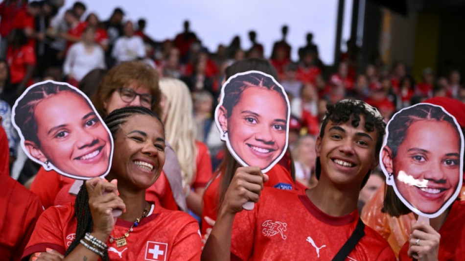 Una Eurocopa de cuento de hadas... Si tuviera suficientes baños para mujeres