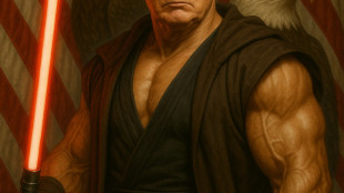 Trump &egrave; jedi con la spada laser sui social per lo Star Wars Day