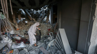 Ataques israelenses interrompem tr&eacute;gua em Gaza e deixam mais de 330 mortos