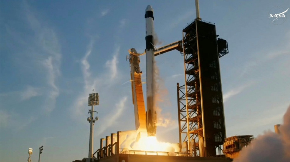 R&uuml;ckholaktion f&uuml;r "gestrandete" Astronauten: SpaceX-Rakete zu ISS gestartet