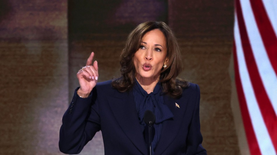 Prima intervista di Kamala Harris con Tim Walz sar&agrave; a Cnn