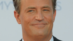 Principal médico acusado por overdose de Matthew Perry vai se declarar culpado