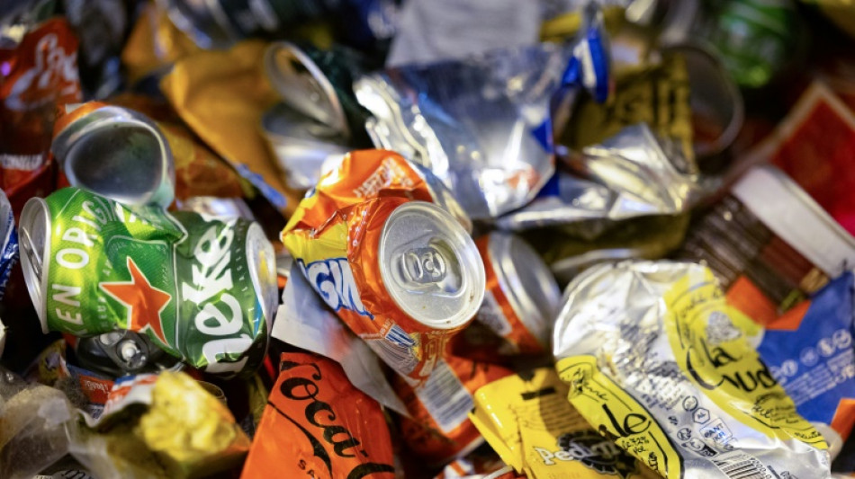 Epingl&eacute;e par Bruxelles, la France annonce un plan pour am&eacute;liorer le tri des d&eacute;chets