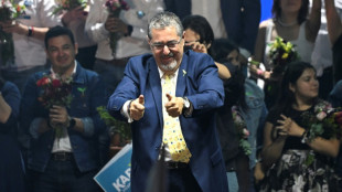 Ar&eacute;valo cita o pai e a 'primavera' de 1944 ao encerrar campanha na Guatemala